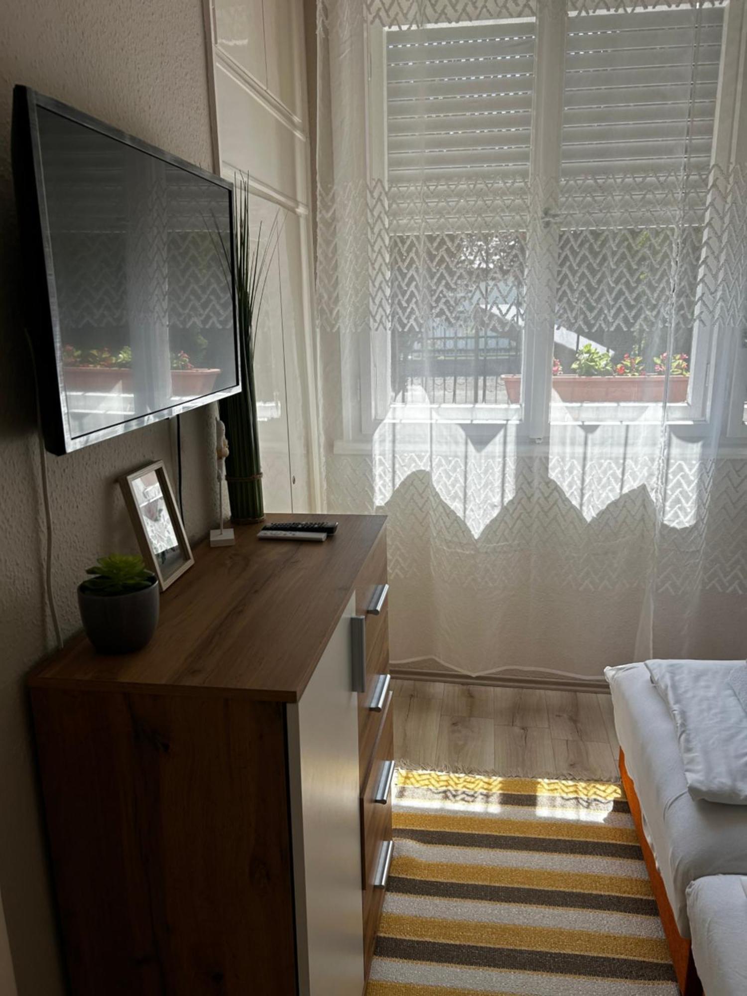 Kisvirag Apartman Hajduszoboszlo Exterior photo