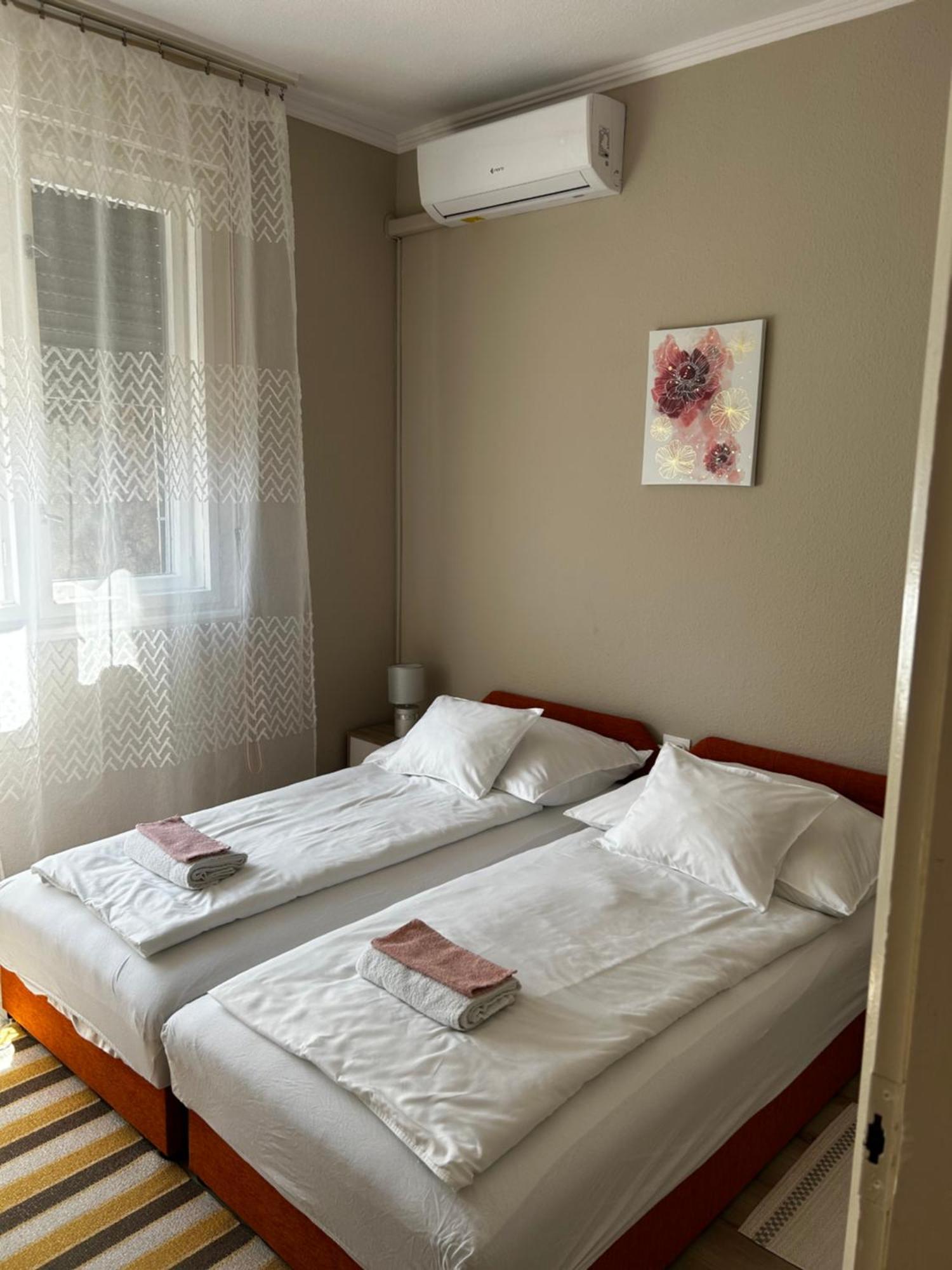Kisvirag Apartman Hajduszoboszlo Exterior photo