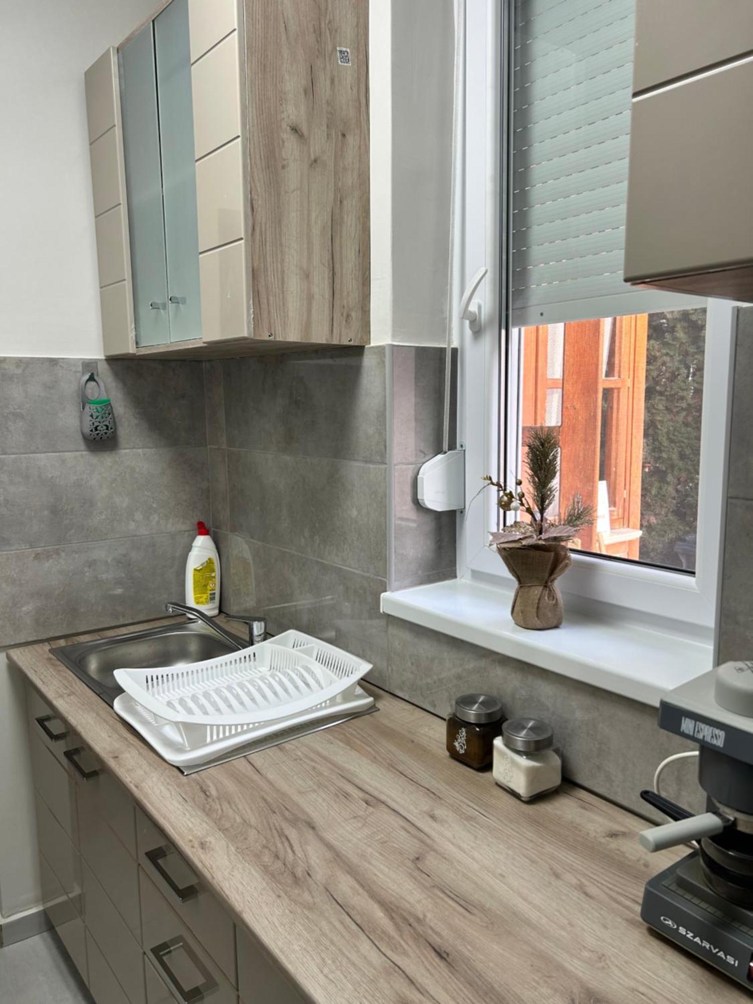 Kisvirag Apartman Hajduszoboszlo Exterior photo