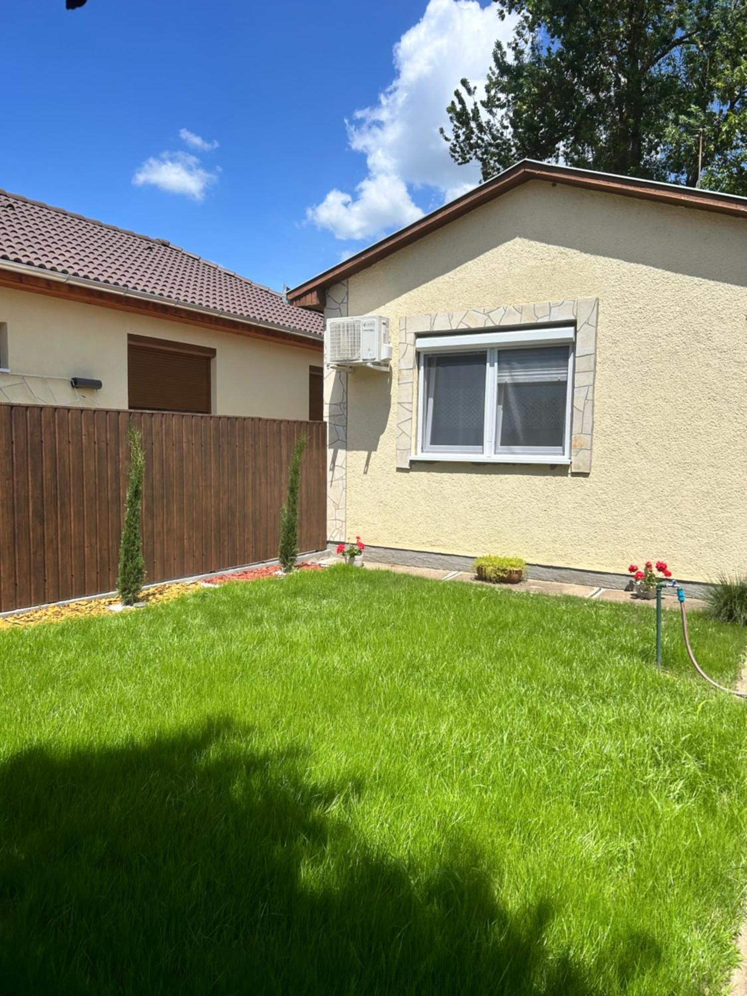 Kisvirag Apartman Hajduszoboszlo Exterior photo